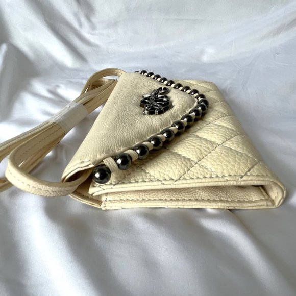 Betsey Johnson Ball and Chain Cream Clutch Wallet - NEW - Picture 6 of 10